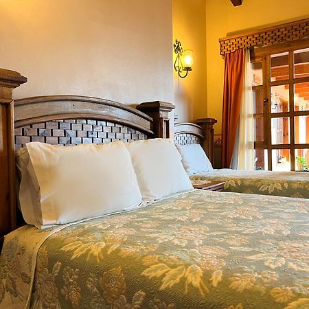 Hotel La Casa De Mama San Cristobal de las Casas Luaran gambar