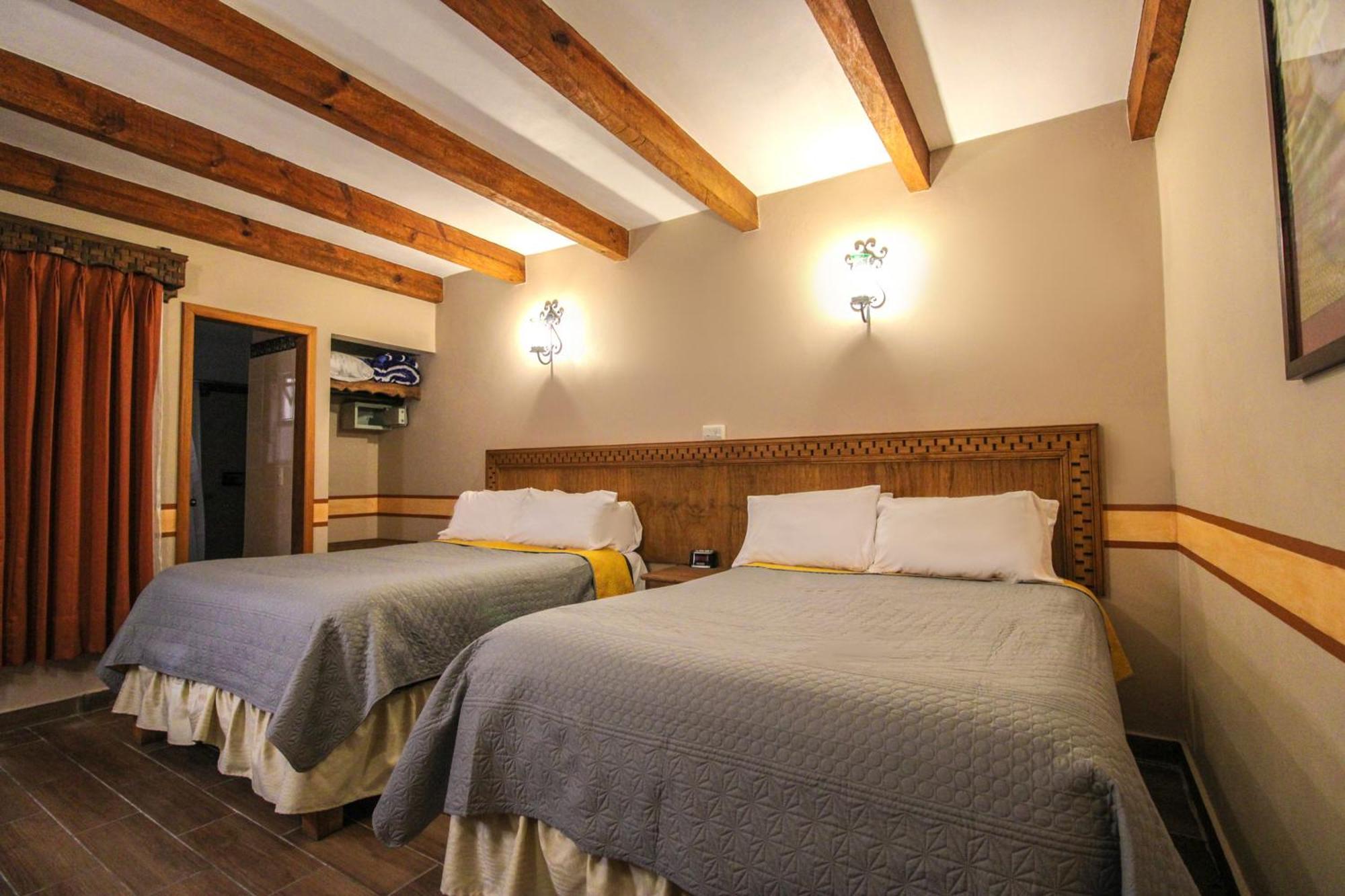 Hotel La Casa De Mama San Cristobal de las Casas Luaran gambar